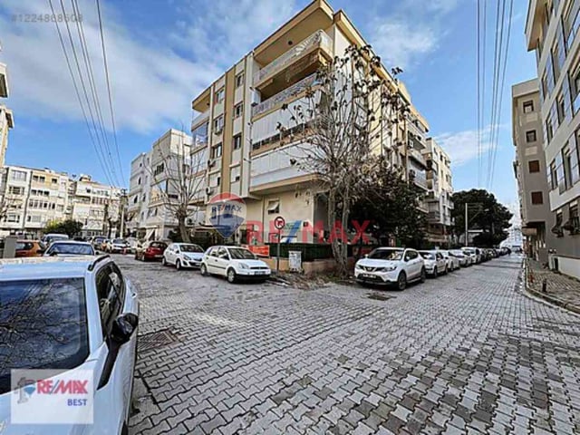 21 BAHADIR TAMSAN'DAN KARŞIYAKA MERKEZDE KÖŞE KONUMDA ZEMİN DUBLEKS