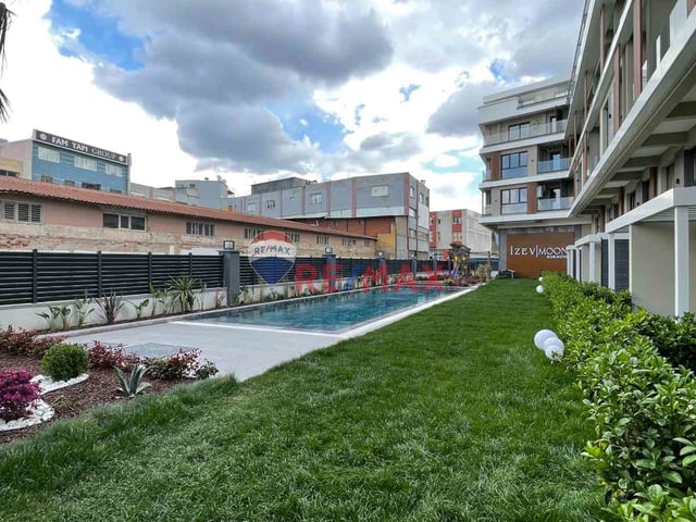 BORNOVA PINARBAŞI'NDA SITE İÇERISINDE SATILIK 3+1 HAVUZLU DAIRE