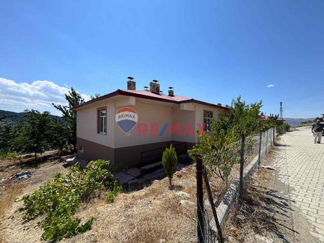 REMAX DOĞUDAN GEZİNDE SATILIK YAZLIK
