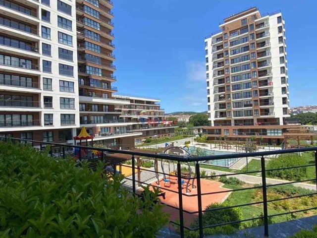 NARLI BAHÇE EVLERİ NARLIBAHÇE GİYİNME ODALI 2+1 BALKONLU DAİRE