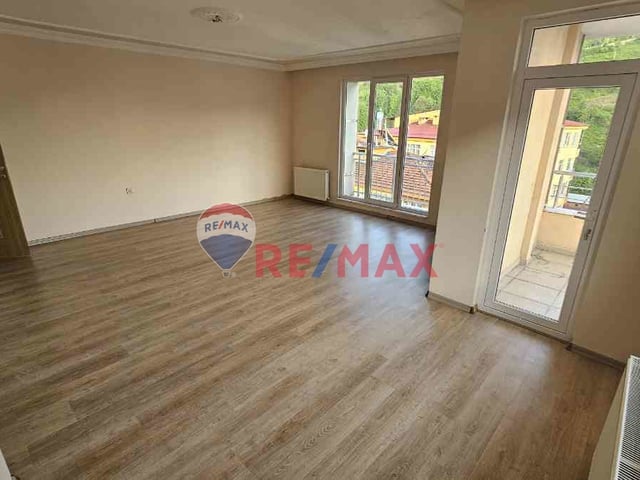 REMAX ORİON'DAN KİRALIK 5+2 DUBLEKS DAİRE