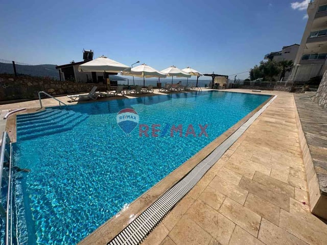 RE/MAX COOL'DAN MUHTEŞEM DENİZ MANZARALI 3+1 BAHÇE DUBLEXİ