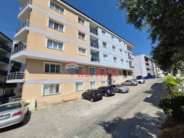 SEFERİHİSAR'DA SATILIK 3+1 DAİRE