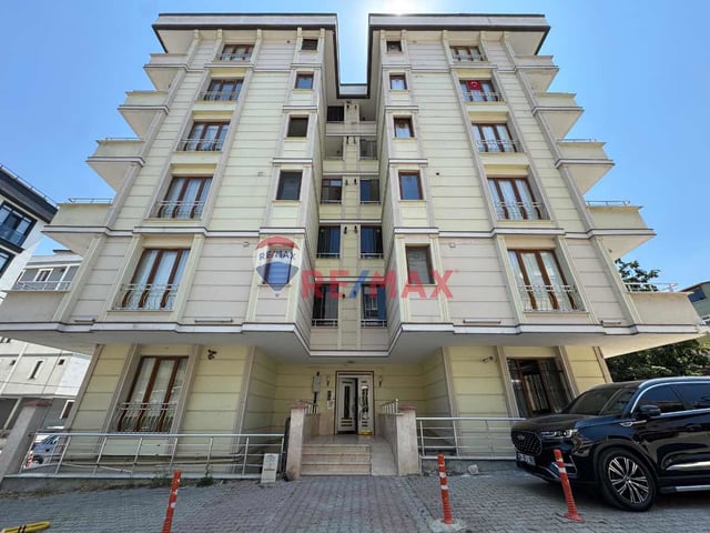 EKŞİOĞLU MH 3 CEPHE 3 BALKON ARA KAT 2+1 85 M2 KİRALIK DAİRE