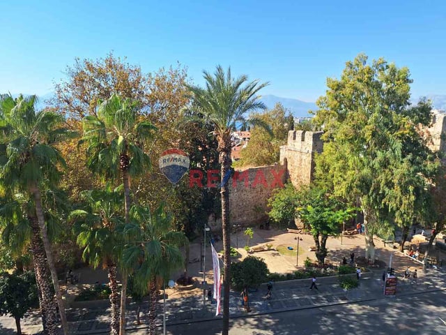 KALEİÇİ ÜÇKAPILAR KARŞISI SATILIK ASANSÖRLÜ ARAKAT 2+1 DAİRE