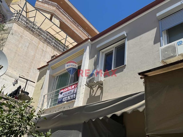 ÇEŞME İSMET İNÖNÜ MAHALLESİ İZMİR OTOYOLUNDA SATILIK 1+1 DAİRE