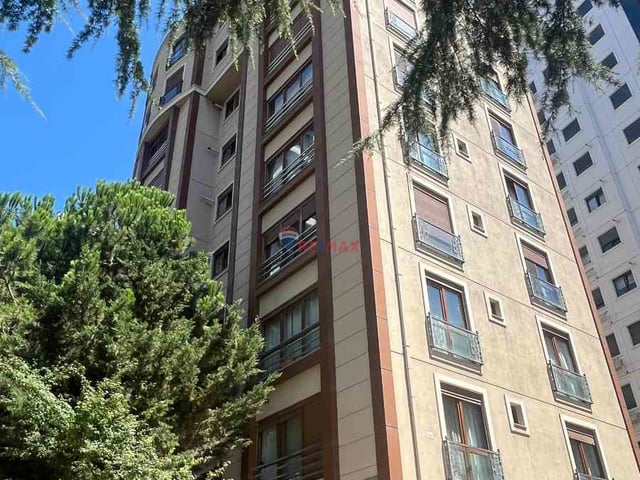 BOSTANCI DA MİNİBÜSE YAKIN 100 M2 , 2+1 , BALKONLU ÇİFT BANYOLU