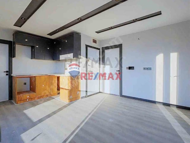 RE/MAX LACİVERT'TEN ANTALYA'DA SATILIK 1+1 DAİRE