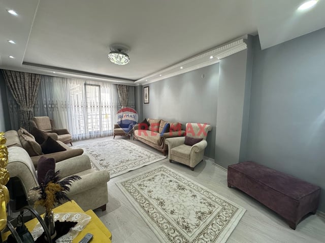 ÇAĞLAYAN’DA ÇARŞI CAMİİ OTOPARKLI SATILIK 5+2 DUBLEKS