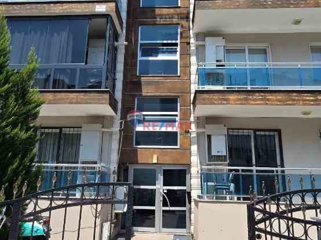 REMAX MODEL'DEN ASMALIEVLER'DE 55M² 1+1 KIRALIK APART