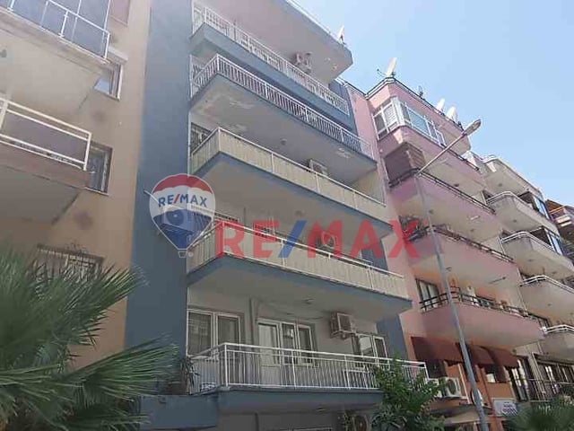 KARŞIYAKA YALI’DA 4+1 KONFORLU VE FERAH YAŞAM
