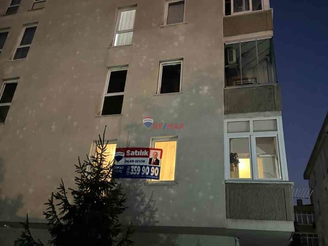EMAAR AVM KARŞISI GARANTİ SİTESİ 120M2 3+1 SATILIK DAİRE