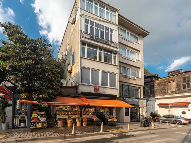 ARNAVUTKÖY BEŞIKTAŞ SATILIK GENIŞ 1+1 DAIRE