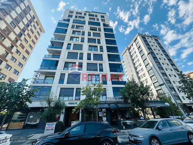KADIKÖY BOSTANCI SAHIL VE MARMARAY A YAKIN 3+1 165 M2 SATILIK