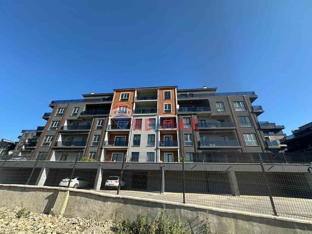 REMAX DREAMDEN AKKURT ROYAL CİTY DE GENİŞ 2+1 SATILIK DAİRE
