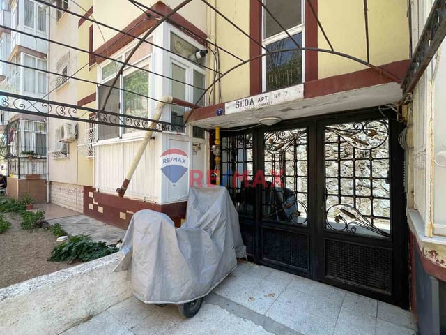 BORNOVA EVKA 3 MAHALLESI'NDE KIRALIK 2+1 DAIRE