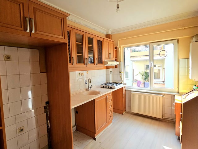 RE/MAX DREAM'DEN KARABAŞ MAH. KARABAŞ SK.'DA ARA KAT 3+1 SATILIK