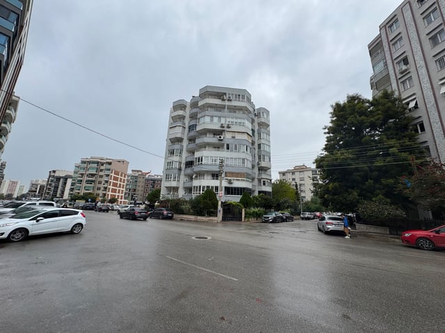 41 REMAX BEST'TEN KARŞIYAKA YALI MAHALLESI BULVARI ÜZERI 3+1 TADILATLI DAIRE