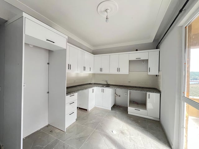 ÇERKEZKÖY İSTASYON MAHALLESINDE KIRALIK 3+1 SIFIR DAIRE