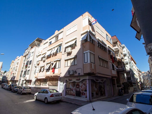 İZMIR KONAK GÜZELYALI’DA SATILIK 4+1 DAIRE – EBEVEYN BANYOLU, FERAH, TAŞINMAYA HAZIR
