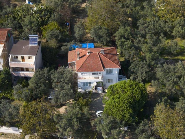 YATIRIMLIK FIRSAT! FISTIKLI'DA 765 M² ARSA İÇINDE 2 AYRI DAIRE!