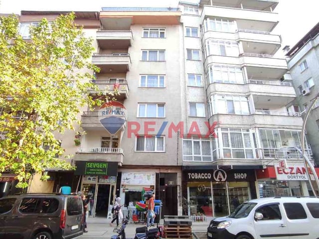 REMAX YALOVA'DAN MERKEZDE FEVZİÇAKMAK MAH. 5 ADET SATILIK DAİRE