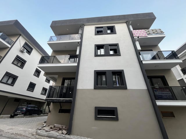 22 KARŞIYAKA ZÜBEYDE HANIM MAHALLESİNDE AYDINLIK, FERAH 2+1 KİRALIK DAİRE