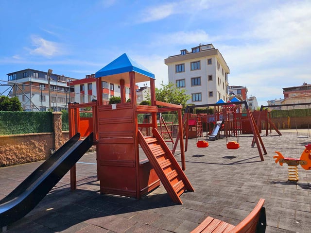 RE/MAX REKOR ELİF GÜMRAH 216 SANCAKTEPE KONUTLARI KİRALIK 2+1