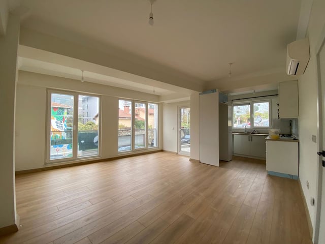 ÜSKÜDAR BAHÇELİEVLER ’DE SIFIR VE MERKEZİ KONUMLU 2+1 DAİRE