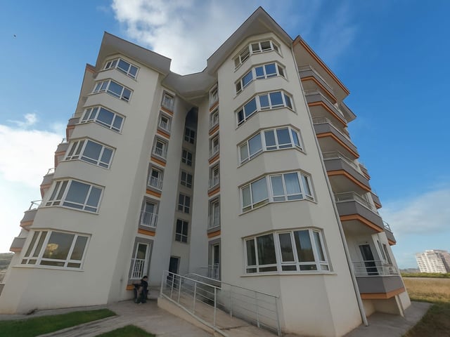 ALCI MAHALLESİNDE GENİŞ 3+1 İSKANLI SIFIR DAİRE