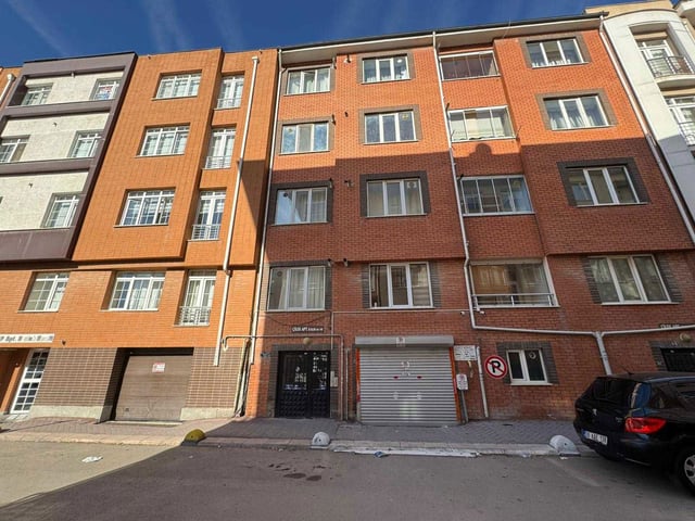 YENİBAĞLARDA 1+1 GÜNEY CEPHE ARA KAT KİRALIK DAİRE.