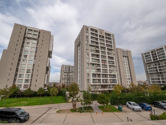 BİZİMTEPE AYDOS SİTESİ BÜYÜK TİP SATILIK 2+1 DAİRE