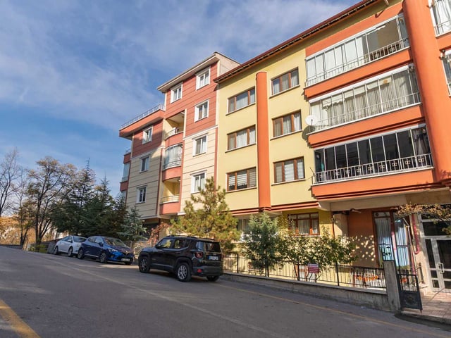 ETIMESGUT KAZIM KARABEKIR’DE TERASLI 5+2 DUBLEKS – GENIŞ AILELER İÇIN İDEAL YAŞAM ALANI