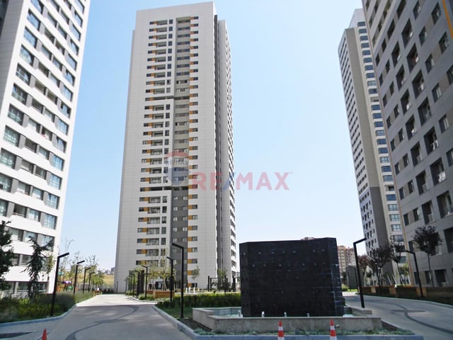 ERYAMAN METROMALL SITESINDE SATILIK 3+1