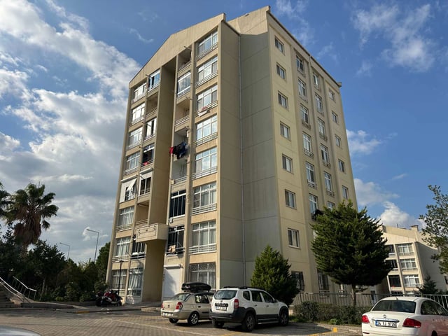 8 ÇIĞLI EVKA-5 TOKI BLOKLARINDA SATILIK 2+1 DAIRE