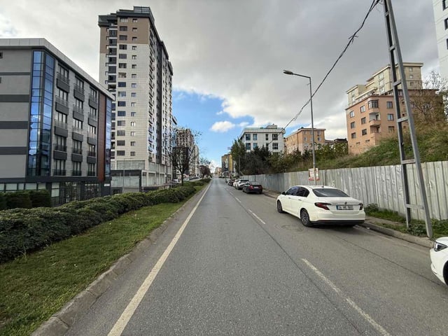 ŞERIFALI HATBOYU CADDESI ÜZERI 2 BLOKLU SITEDE 58 M2,SIFIR,1+1 SATILIK DAIRE