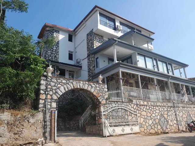 DENİZ VE ŞEHİR MANZARALI EŞYASIZ SATILIK 2+1 DAİRE