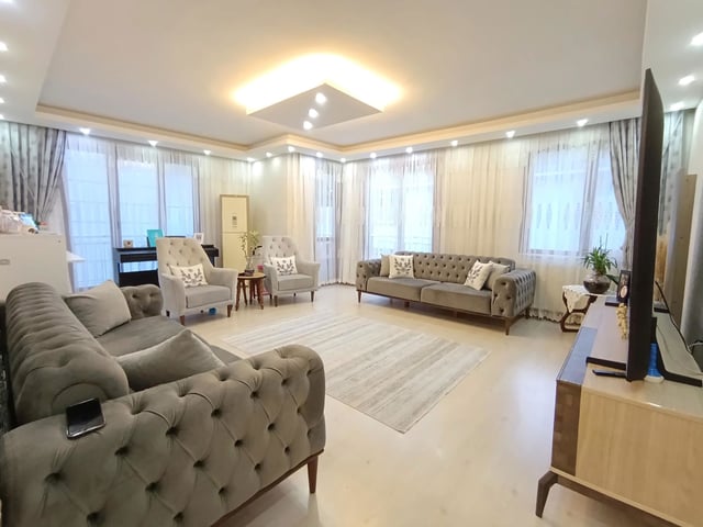 RE/MAX PROF METİN AVCI'DAN METROYA 5 DK SATILIK 3+2 DUBLEKS DAIRE