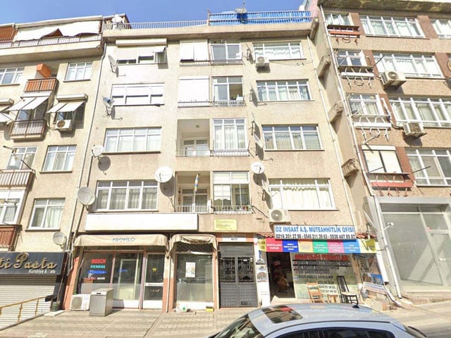 ÜSKÜDAR VALİDE ATİK'DE YÜKSEK KİRA GETİRİLİ YATIRIMLIK 2+1 DAİRE