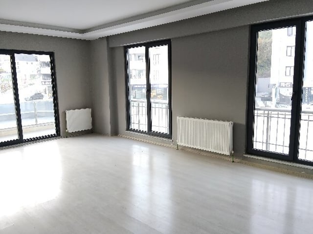 REMAX AREA'DAN 3+1 SİTE İÇİ 3+1 KİRALIK DAİRE