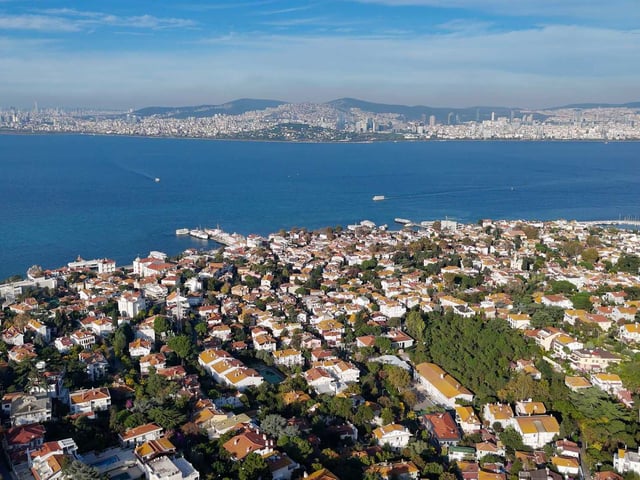 LEBİDERYA DENİZ MAN TERASLI TEK TAPU ÇİFT DAİRE