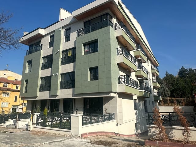 KİRALIK DAİRE– ANITKABİR YANI – SIFIR 1+1 – 40 M² NET – OTOPARKLI – MEMUR & ÖĞRENCİYE UYGUN