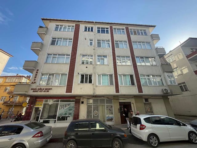 FIRSAT! GÖLCÜK DONANMA 3+1 1.KAT DAIRE DILEK ERCAN REMAXÇAKRA