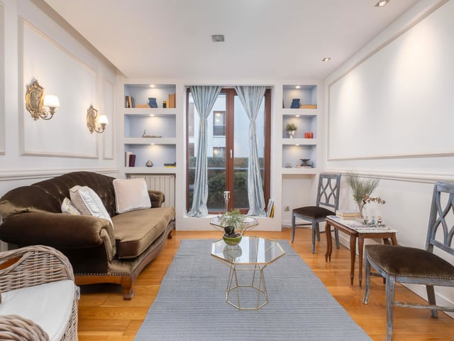 REMAX AREA DAN BALAT SITE İÇI EŞYALI KIRALIK 3+1 BAHÇELI DAIRE