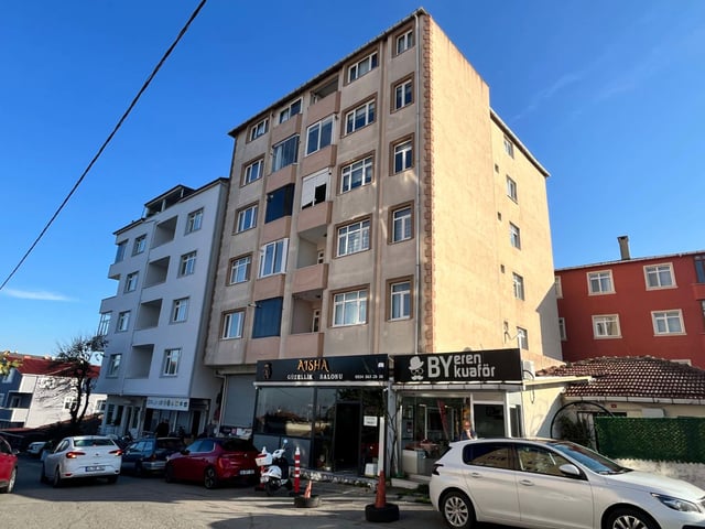 KAVACIK RÜZGARLIBAHÇE’DE MANZARALI, YENİLENMİŞ, FERAH 3+1 SATILIK DAİRE