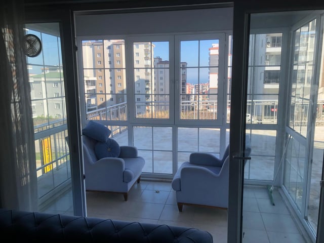REMAX HİLAL'DEN ATALAR REZİDANS'DA EŞYALI KİRALIK DAİRE