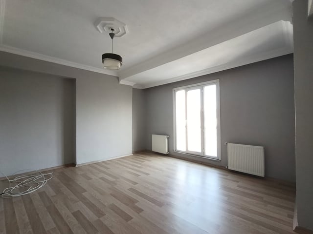 ESENYURT ŞEHİTLER MAHALLESİ 2+1 KİRALIK DAİRE