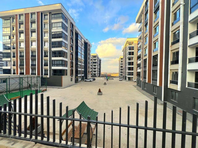 RE/MAX ÖNEM'DEN YILDIZKENT'TE SATILIK ULTRA LÜKS 4+1 DAIRE