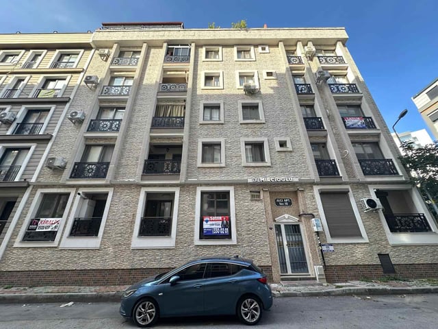 12 REMAX BEST'TEN KARŞIYAKA DEMIRKÖPRÜDE SATILIK 3+1 DAIRE