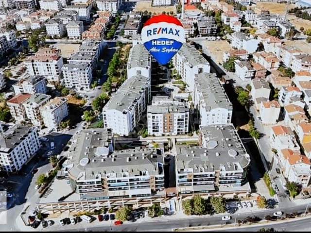 REMAX AKIN SEYHAN DAN AHENK İSTANBUL DA MÜSTAKİL BAHÇELİ FERAH DAİRE